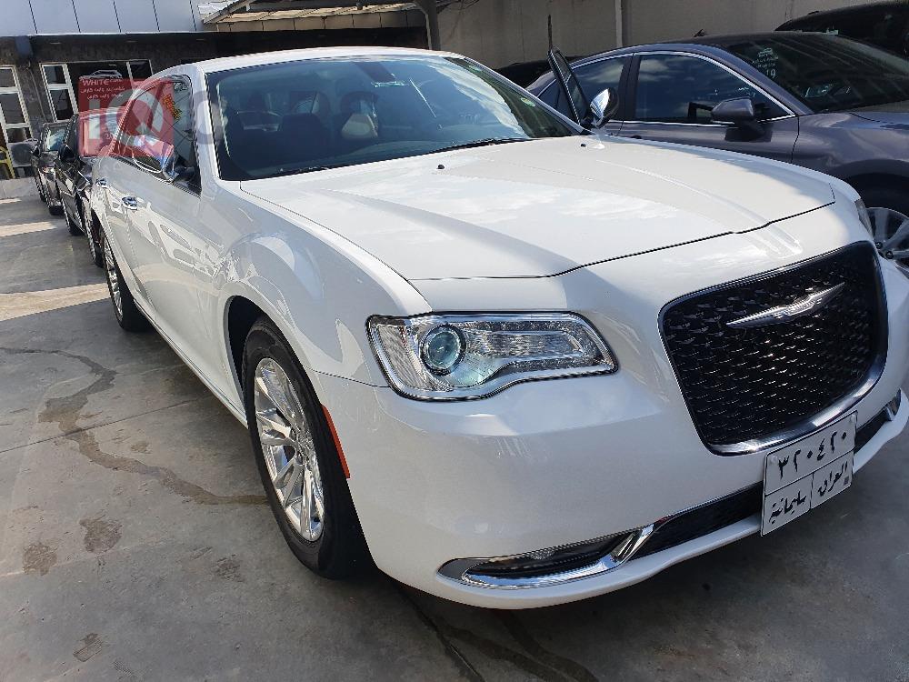 کرایسلەر 300